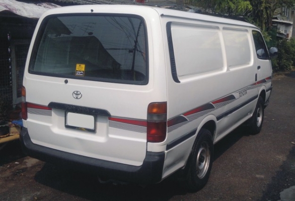 ขายรถตู้ทึบTOYOTA HIACE 3.0  2001