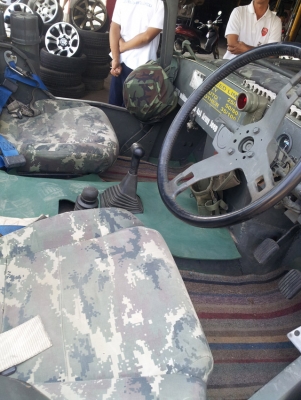 Jeeb Willy M38 รถทหารหลังคาผ้าใบ