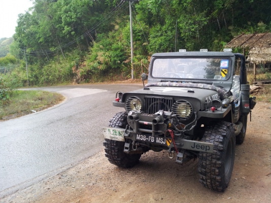 Jeeb Willy M38 รถทหารหลังคาผ้าใบ