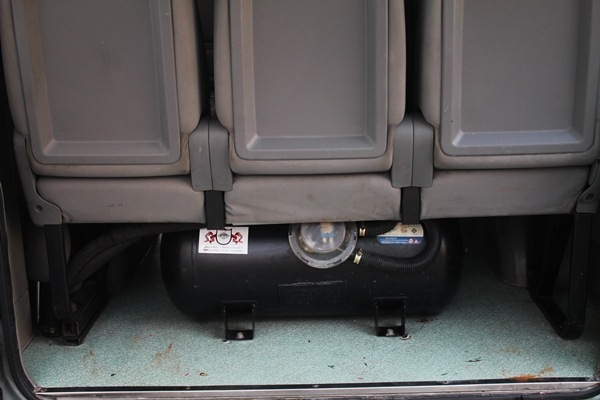 ขายรถตู้ HIACE เครื่องเบนซิน ติดแก๊ส LPG ระบบหัวฉีด ขายรถตู้ HIACE เครื่องเบนซิน ติดแก๊ส LPG ระบบหัวฉีด