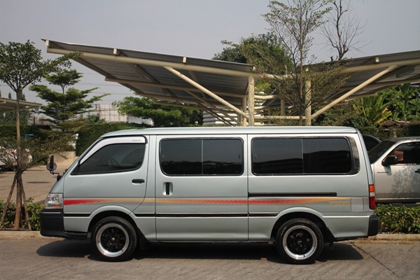 ขายรถตู้ HIACE เครื่องเบนซิน ติดแก๊ส LPG ระบบหัวฉีด ขายรถตู้ HIACE เครื่องเบนซิน ติดแก๊ส LPG ระบบหัวฉีด