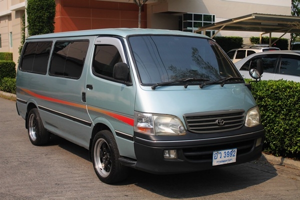 ขายรถตู้ HIACE เครื่องเบนซิน ติดแก๊ส LPG ระบบหัวฉีด
