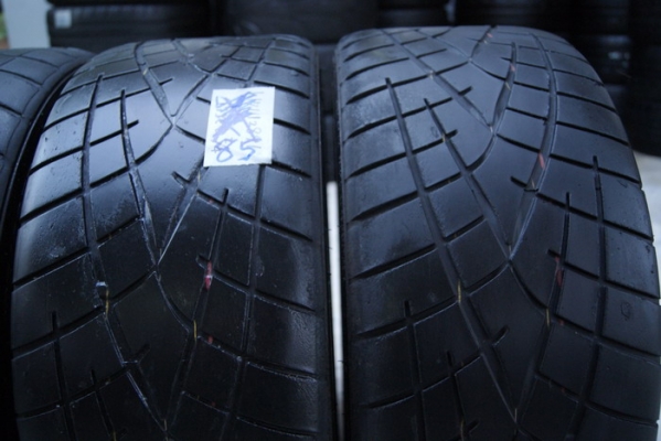 TOYO R1R 225 - 40 - 18 ปี2009 จัดไป1ชุด