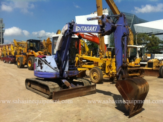 รถขุด PC50UU-2 บจก.สหสินอีควิปเม้นท์ โทร.081-5851880, 02-5168100-1 รถขุด PC50UU-2 บจก.สหสินอีควิปเม้นท์ โทร.081-5851880, 02-5168100-1