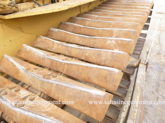 รถแทรคเตอร์ D5B บจก.สหสินอีควิปเม้นท์ โทร.081-5851880, 02-5168100-1 www.sahasinequipment.com