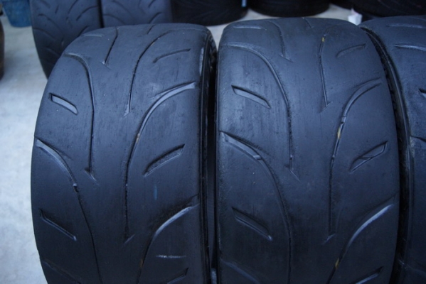 RE-11S(SOFT) 255-40-18 ปี10 จัดไป1ชุด 4 เส้น