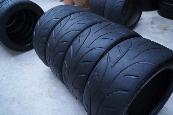 RE-11S(SOFT) 255-40-18 ปี10 จัดไป1ชุด 4 เส้น