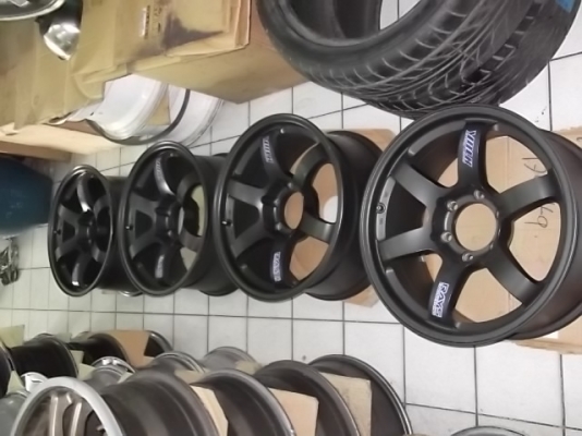 ขายTE37 ขอบ18 กว้าง9 4วง ET20 สีเทากัล สภาพมือ1 ถูกๆ รูปเพียบ