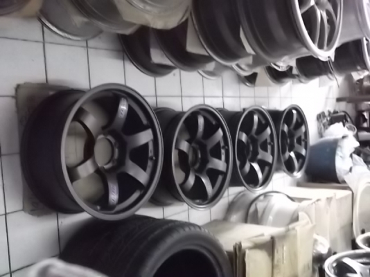 ขายTE37 ขอบ18 กว้าง9 4วง ET20 สีเทากัล สภาพมือ1 ถูกๆ รูปเพียบ