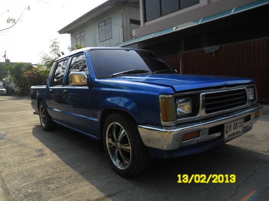 ขายมิตซูบิชิ L200 4ประตู มูนลูฟ เกียร์ออโต้ แต่งตัวนอก