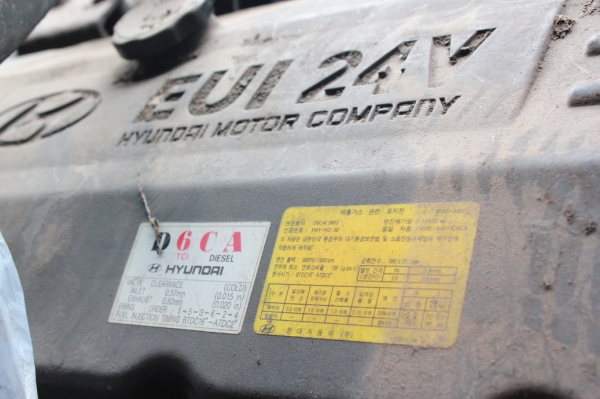 เครื่องรถบัส HYUNDAI D6CA พร้อมช่วงล่าง + อะไหล่