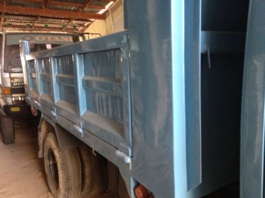 รถอิซูซุ 6 ล้อดั๊ม 110 แรงม้า สนใจติดต่อ 081 - 6079515 รถอิซูซุ 6 ล้อดั๊ม 110 แรงม้า สนใจติดต่อ 081 - 6079515