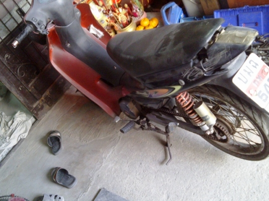 ขาย Suzuki smash Dครัชมือ มีทะเบียนโอน ถูกๆ 5500 บาท