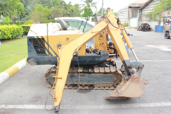 รถตัก KOMATSU ขนาดเล็ก นำเข้าจากญี่ปุ่น