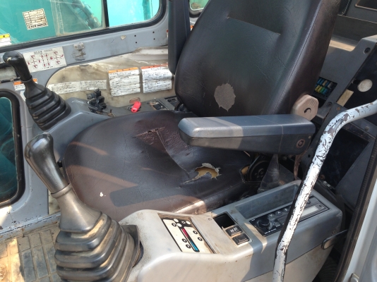 ขายรถแบคโฮล้อยาง KOBELCO SK100W ระบบไฟฟ้าครบ มีVDOครับ สภาพสวยนำเข้าจากประเทศญี่ปุ่น สนใจติดต่อ 089-8368497