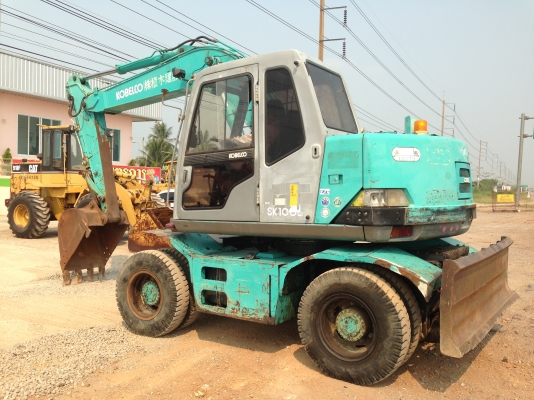 ขายรถแบคโฮล้อยาง KOBELCO SK100W ระบบไฟฟ้าครบ มีVDOครับ สภาพสวยนำเข้าจากประเทศญี่ปุ่น สนใจติดต่อ 089-8368497