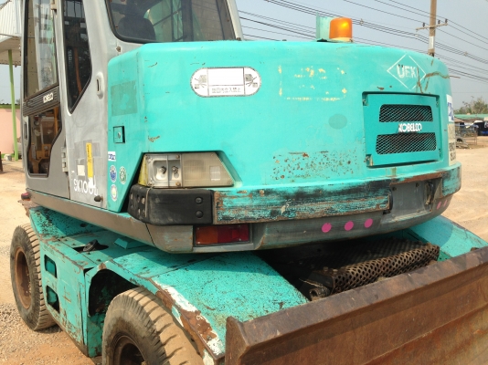 ขายรถแบคโฮล้อยาง KOBELCO SK100W ระบบไฟฟ้าครบ มีVDOครับ สภาพสวยนำเข้าจากประเทศญี่ปุ่น สนใจติดต่อ 089-8368497
