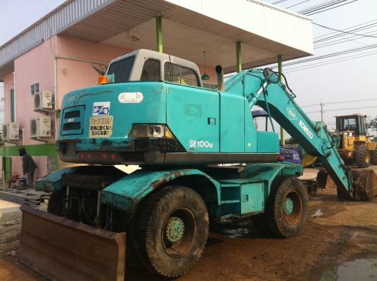 ขายรถแบคโฮล้อยาง KOBELCO SK100W ระบบไฟฟ้าครบ มีVDOครับ สภาพสวยนำเข้าจากประเทศญี่ปุ่น สนใจติดต่อ 089-8368497