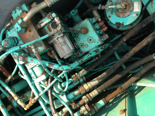 ขายรถแบคโฮล้อยาง KOBELCO SK100W ระบบไฟฟ้าครบ มีVDOครับ สภาพสวยนำเข้าจากประเทศญี่ปุ่น สนใจติดต่อ 089-8368497