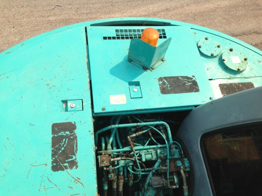 ขายรถแบคโฮล้อยาง KOBELCO SK100W ระบบไฟฟ้าครบ มีVDOครับ สภาพสวยนำเข้าจากประเทศญี่ปุ่น สนใจติดต่อ 089-8368497