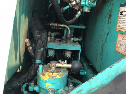 ขายรถแบคโฮล้อยาง KOBELCO SK100W ระบบไฟฟ้าครบ มีVDOครับ สภาพสวยนำเข้าจากประเทศญี่ปุ่น สนใจติดต่อ 089-8368497