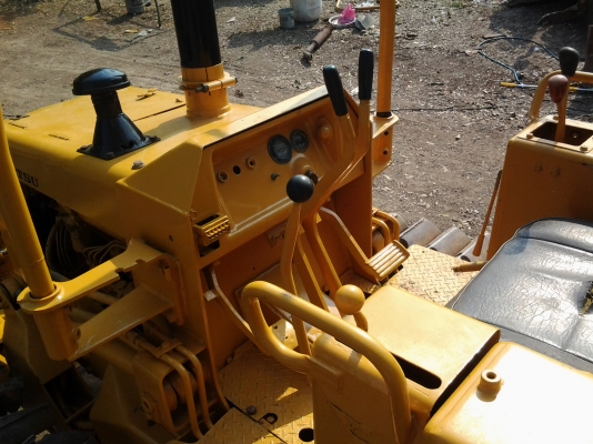 ขายแทรกเตอรื์ D 20 5 สะไล้6ทิดทางรถสวยเต็มพร้อมใช้ราคาถูก