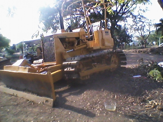 ขายแทรกเตอรื์ D 20 5 สะไล้6ทิดทางรถสวยเต็มพร้อมใช้ราคาถูก