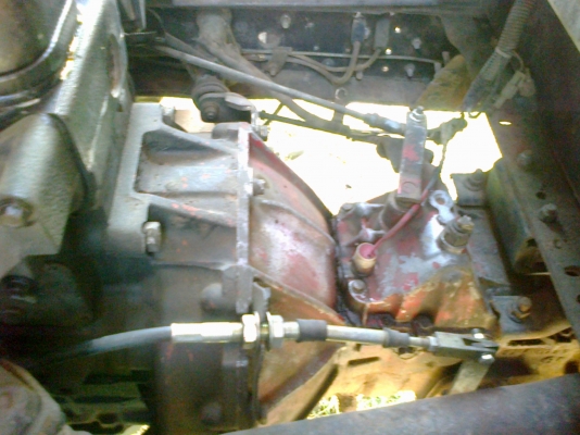 ISUZU NPR 115 HP 4BD1 หกล้อดั๊มพ์ กระบะดั๊มพ์เหล็ก 4 ตันยาว 3.50 เมตรสภาพสวยใหม่ เครื่องแห้งแรงดีไม่เยิ้มเลย หัวเก๋งบางไม่่มีผุภายในมีผ้าม่านบังแดด เกียร์ยาว พวงมาลัยเพาเวอร์ ช่วงล่างคัชซีสวยมากๆครับ ยางใหม่่ 6 เส้น เอกสารทะเบียนภาษีครบพร้อมโอน ราคาต่อรอง