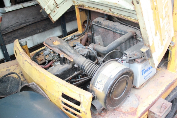 รถหนีบเอนกประสงค์ TOYOTA