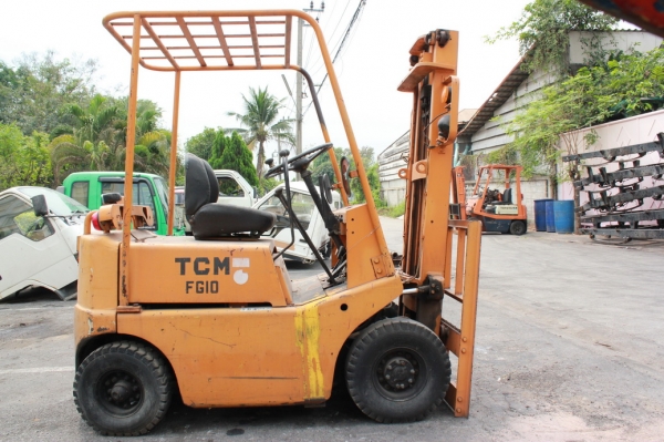 รถยก TCM ยกได้ 1 ตัน เสาสูง 3 เมตร