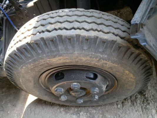 ขายรถ 6 ล้อ ดั้ม กระบะเหล้ก MITSUBISHI เครื่อง 4 สูบ 135 แรง เทอร์โบ 4 เกียร์ สภาพสวย สนใจโทร