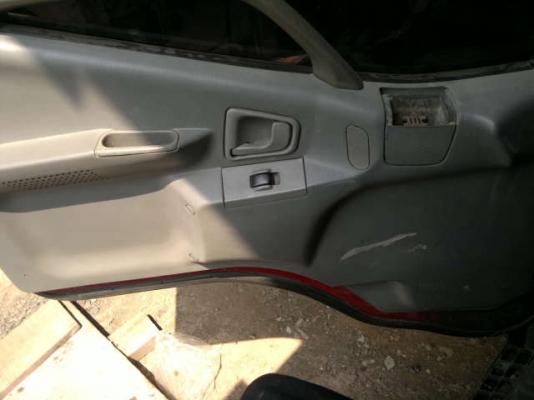 ขายรถ 6 ล้อ ดั้ม กระบะเหล้ก MITSUBISHI เครื่อง 4 สูบ 135 แรง เทอร์โบ 4 เกียร์ สภาพสวย สนใจโทร