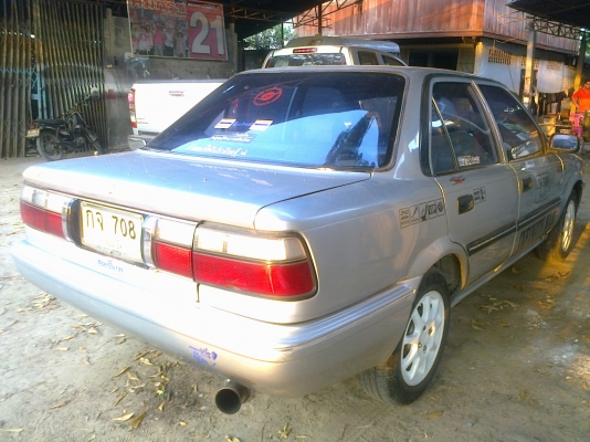 TOYOTA COROLLA 1.3 GL MT ปี 89 โดเรมอน รถสวยพร้อมใช้งานได้เลยครับ ห้องเครื่องแห้งสะอาดดีไม่มีเยิ้ม ภายในเก๋งคอนโซลภายในอุปกรณ์อยู่ครบพร้อมทุกอย่าง แอร์เย็น พวงมาลัยเพาเวอร์ ช่วงล่างดี ล้อแม็กลายสวย ยางสภาพดีพร้อมใช้งานได้เลย เอกสารทะเบียนภาษีครบพร้อมโอน ร