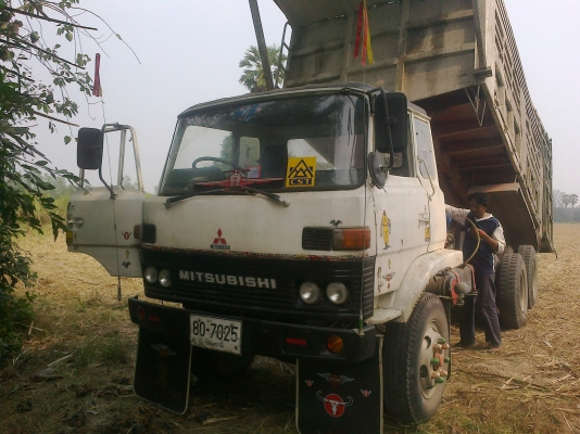 ขายรถบรรทุก 10 ล้อ 2 เพลา ดั้มพร้อมใช้งานราคาเพลาเดียว