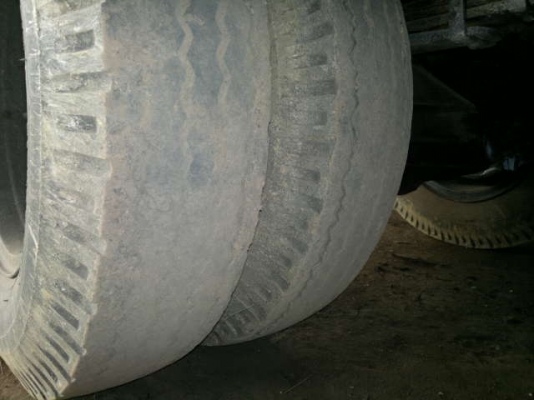 ขายรถ 6 ล้อ ดั้ม กระบะเหล้ก MITSUBISHI CANTER เครื่อง 4 สูบ 95 แรง สภาพสวย