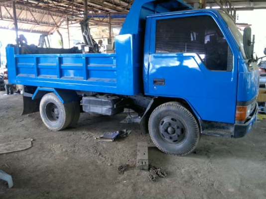 ขายรถ 6 ล้อ ดั้ม กระบะเหล้ก MITSUBISHI CANTER เครื่อง 4 สูบ 95 แรง สภาพสวย