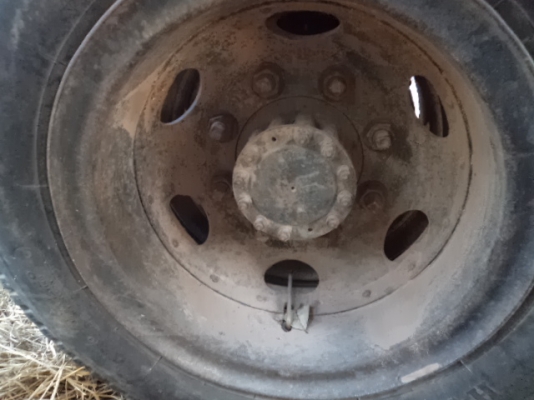 ขายรถอีซูซุ6ล้อเทเลอร์เครื่อง145แรง เข็นรถแม็กโค60 ได้สบาย ขายรถอีซูซุ6ล้อเทเลอร์เครื่อง145แรง เข็นรถแม็กโค60 ได้สบาย