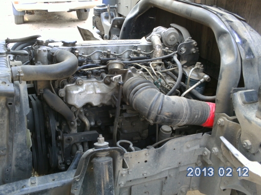 ขาย NPR  135  HP ฝาขาวประกอบสวยจริง (สุรินทร์) มือไวใจถึงโทรเลยช้าอด