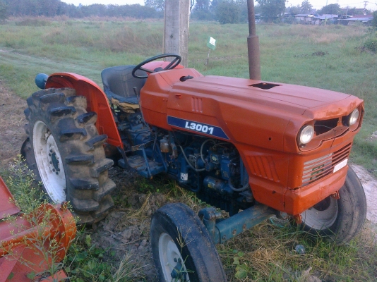 ขายรถไถ KUBOTA L3001 พร้อมใช้งาน