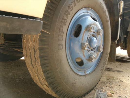 ขายรถ 6 ล้อ กระบะเหล้กดั้ม HINO ทูโท้ เครื่อง JO5 สภาพสวยมาก สนใจโทรจองด่วน