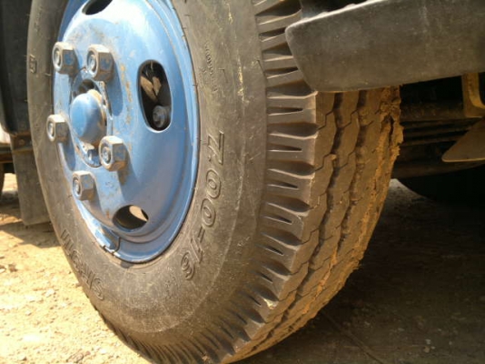 ขายรถ 6 ล้อ กระบะเหล้กดั้ม HINO ทูโท้ เครื่อง JO5 สภาพสวยมาก สนใจโทรจองด่วน