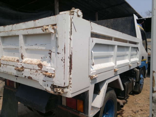 ขายรถ 6 ล้อ กระบะเหล้กดั้ม HINO ทูโท้ เครื่อง JO5 สภาพสวยมาก สนใจโทรจองด่วน