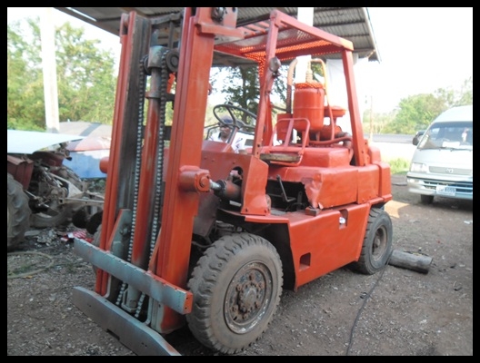 โคมัสสุ ฟอร์คลิฟต์ 5 ตัน สภาพสวยมากๆ