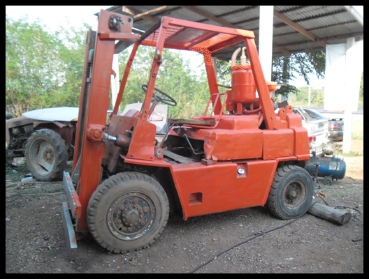 โคมัสสุ ฟอร์คลิฟต์ 5 ตัน สภาพสวยมากๆ