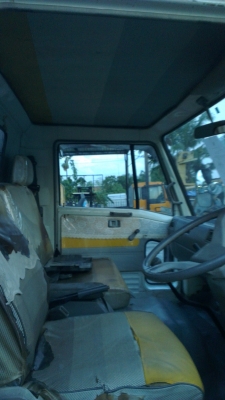 รถดั้มนอก hino FC  ซุปเปอร์เสี่ย6ล้อ 180แรง พร้อมใช้งาน