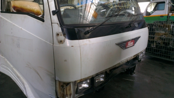 รถดั้มนอก hino FC  ซุปเปอร์เสี่ย6ล้อ 180แรง พร้อมใช้งาน