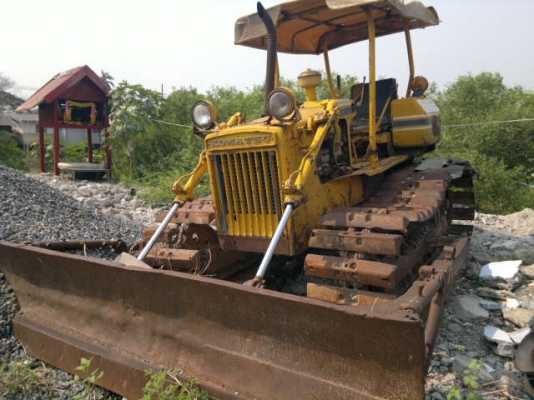 ขายรถเทเลอร์ 6 ล้อ HINO KR320 ติดตั้งเครน 3 พร้อมรถแทรกเตอรื D2-5