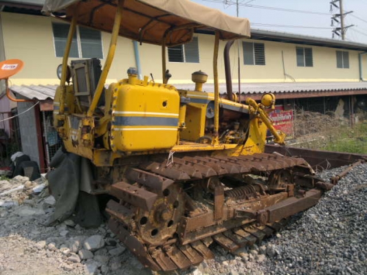 ขายรถเทเลอร์ 6 ล้อ HINO KR320 ติดตั้งเครน 3 พร้อมรถแทรกเตอรื D2-5