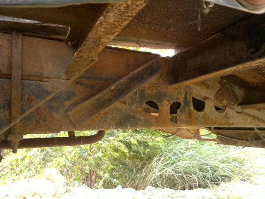 ขายรถเทเลอร์ 6 ล้อ HINO KR320 ติดตั้งเครน 3 พร้อมรถแทรกเตอรื D2-5