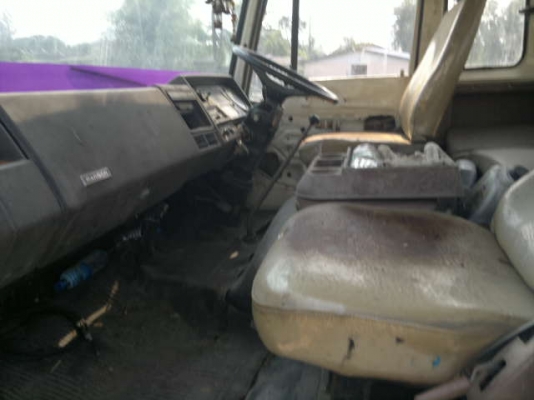 ขายรถเทเลอร์ 6 ล้อ HINO KR320 ติดตั้งเครน 3 พร้อมรถแทรกเตอรื D2-5